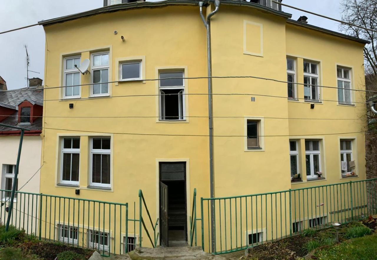 Margo Apartman Karlovy Vary Exterior photo